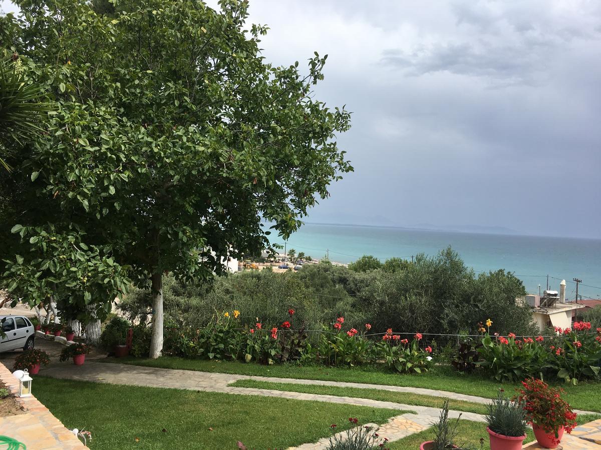 Spiros Rooms Kastrosikia Dış mekan fotoğraf